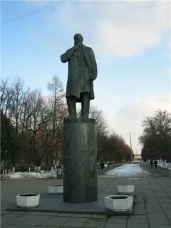 Площадь жуковского