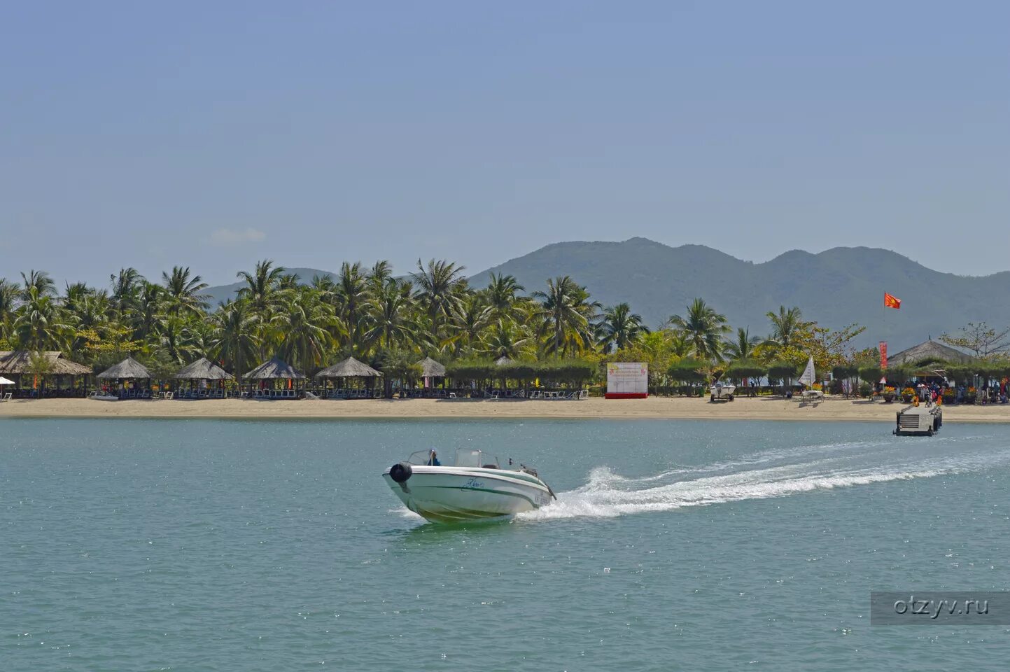 Северные острова Нячанг. Остров обезьян Вьетнам Нячанг. Trang island