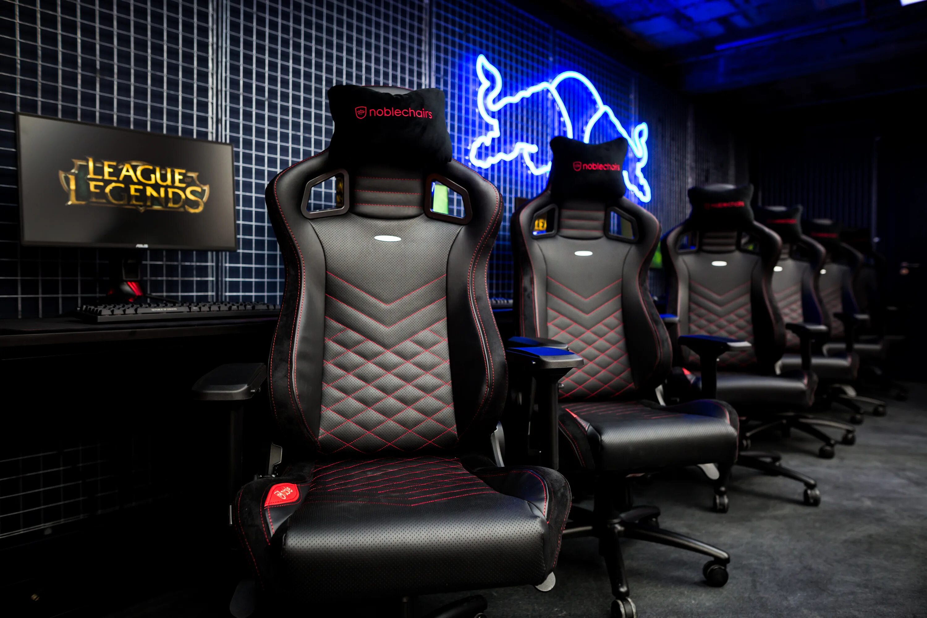 Премиум гейминг. Ace era премиум гейминг. Corsair hs80 max. Премиум гейминг. Headset corsair void rgb elite usb carbon.