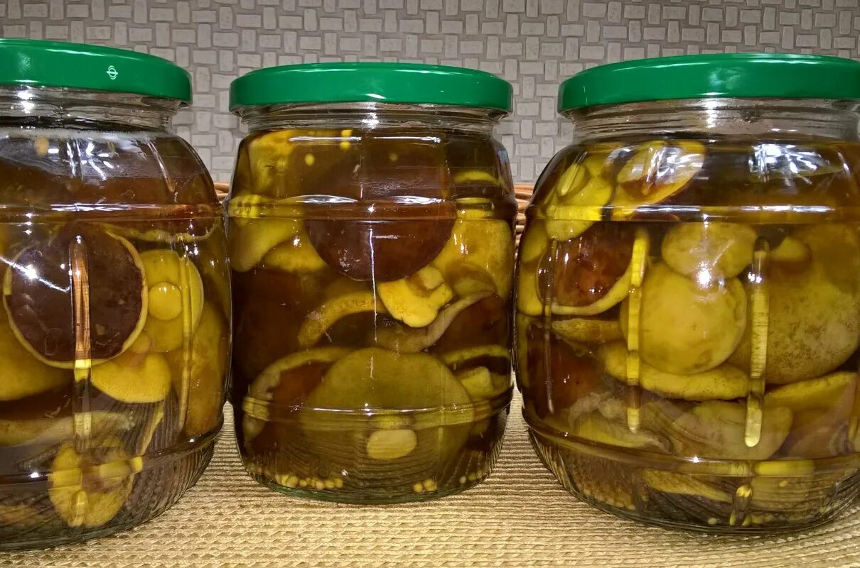 Моховики как заготовить на зиму. Маринованные моховики. моховик консервация. грибы моховики блюда. моховики соленые.