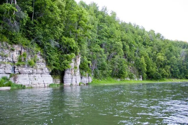 Село красный зилим башкортостан. Толпарово Башкирия река. Орлиный берег Зилим. Красный Зилим гора. Река Зилим в Красном Зилиме.