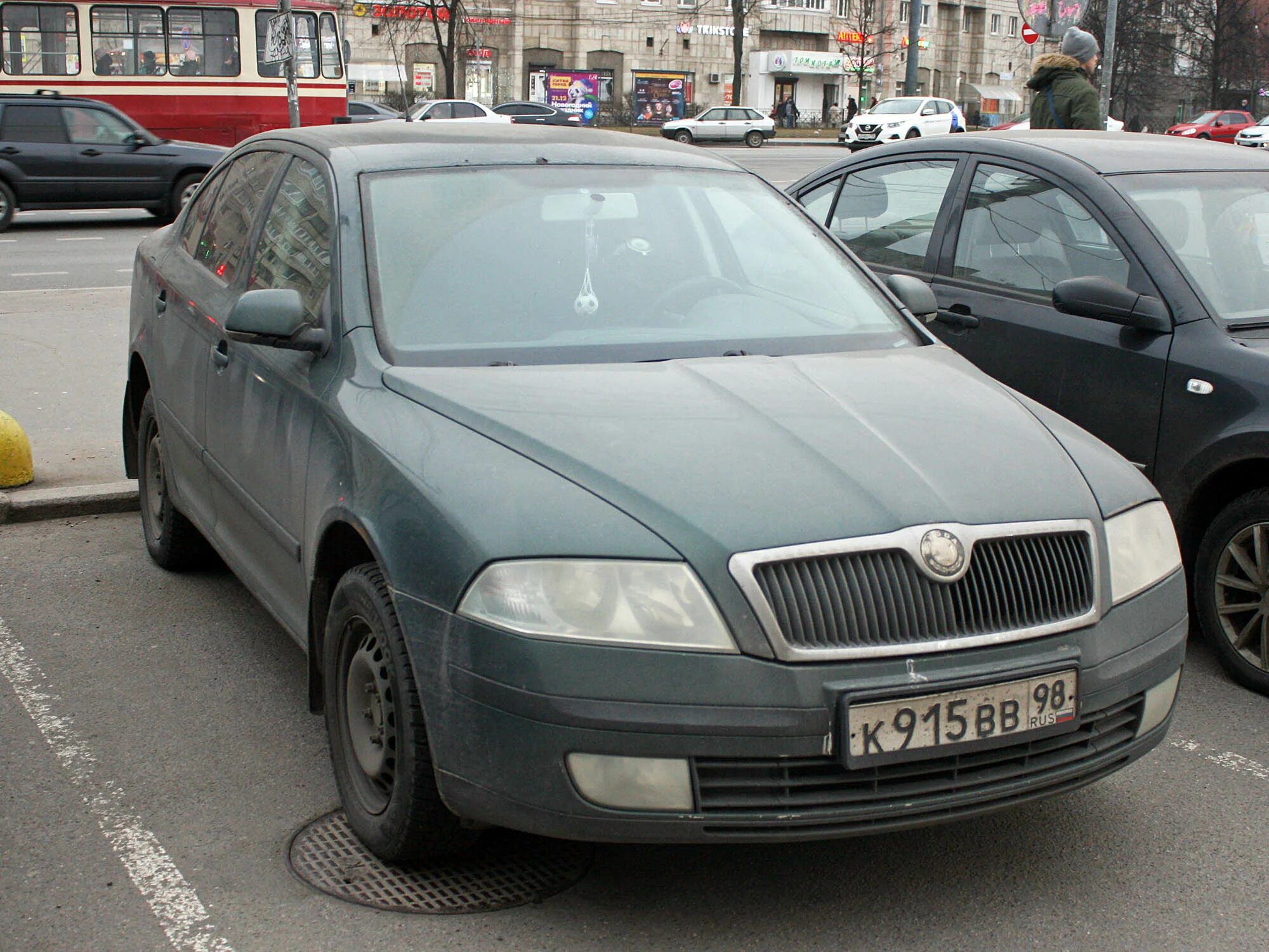 Шкода 98 года. Т220оо 98 Skoda Octavia. Т787сх 98 Skoda. К915ан198.