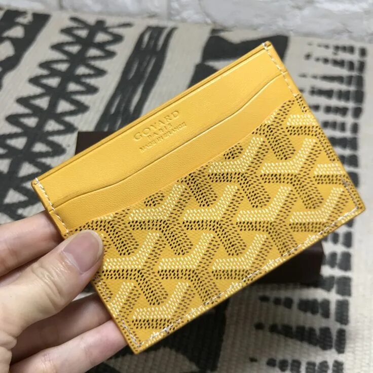 Картхолдер гаярд. Картхолдер гоярд. goyard кардхолдер. goyard кошелек. картхолдер гоярд белый.