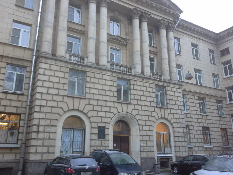 стоматология 1 спб. поликлиника стоматологическая веры слуцкой 9 в колпино. ул веры слуцкой 9 колпино. зубной 18 колпино. стоматологическая поликлиника колпино.