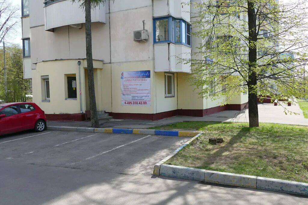 Продается однокомнатная квартира в Москве 38 кв.м., метро Севастопольская, Симфе
