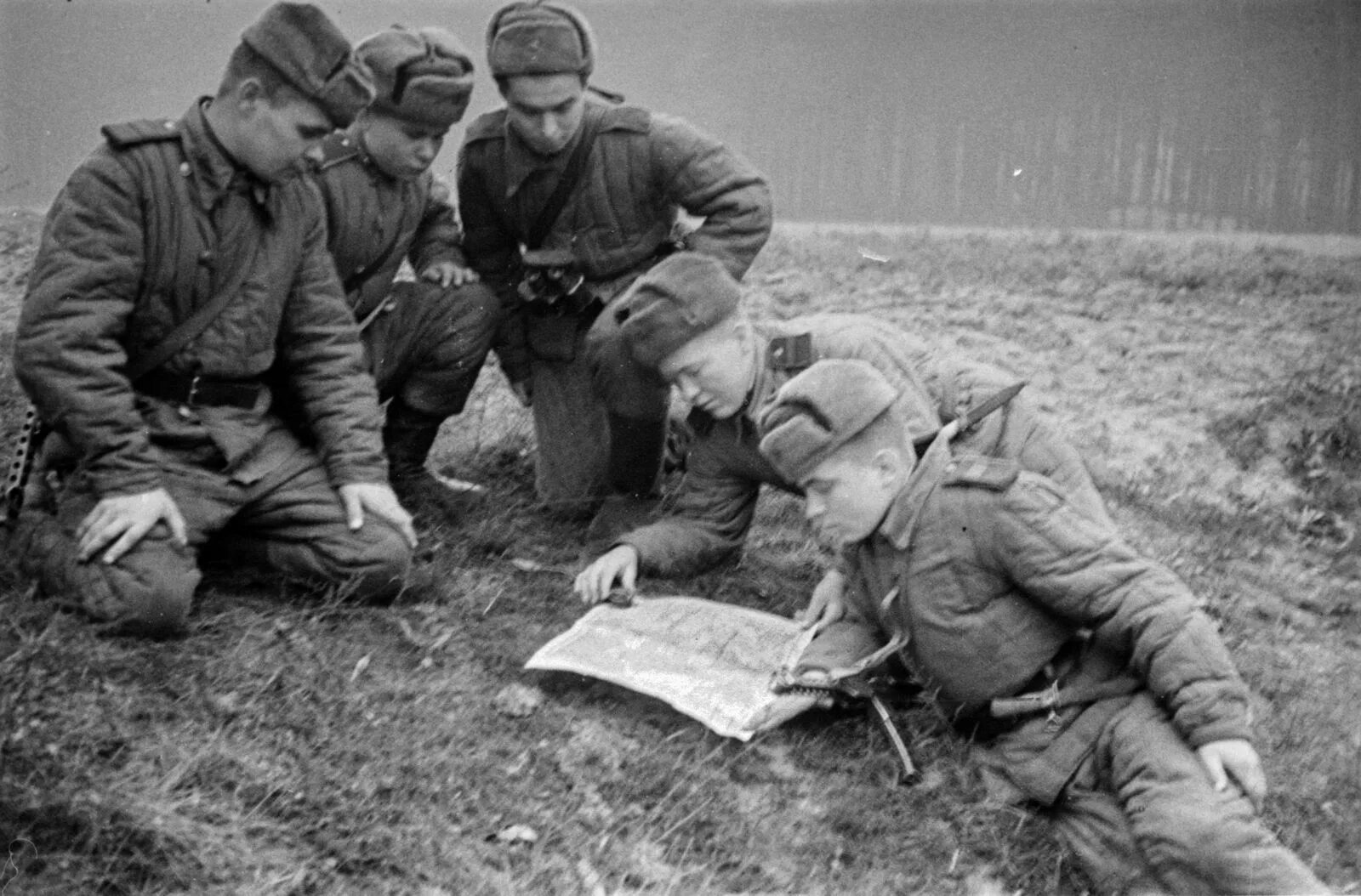 Про разведчиков 1941. Фронтовая разведка 1943г. разведчики 1941. разведка вов. война разведка.