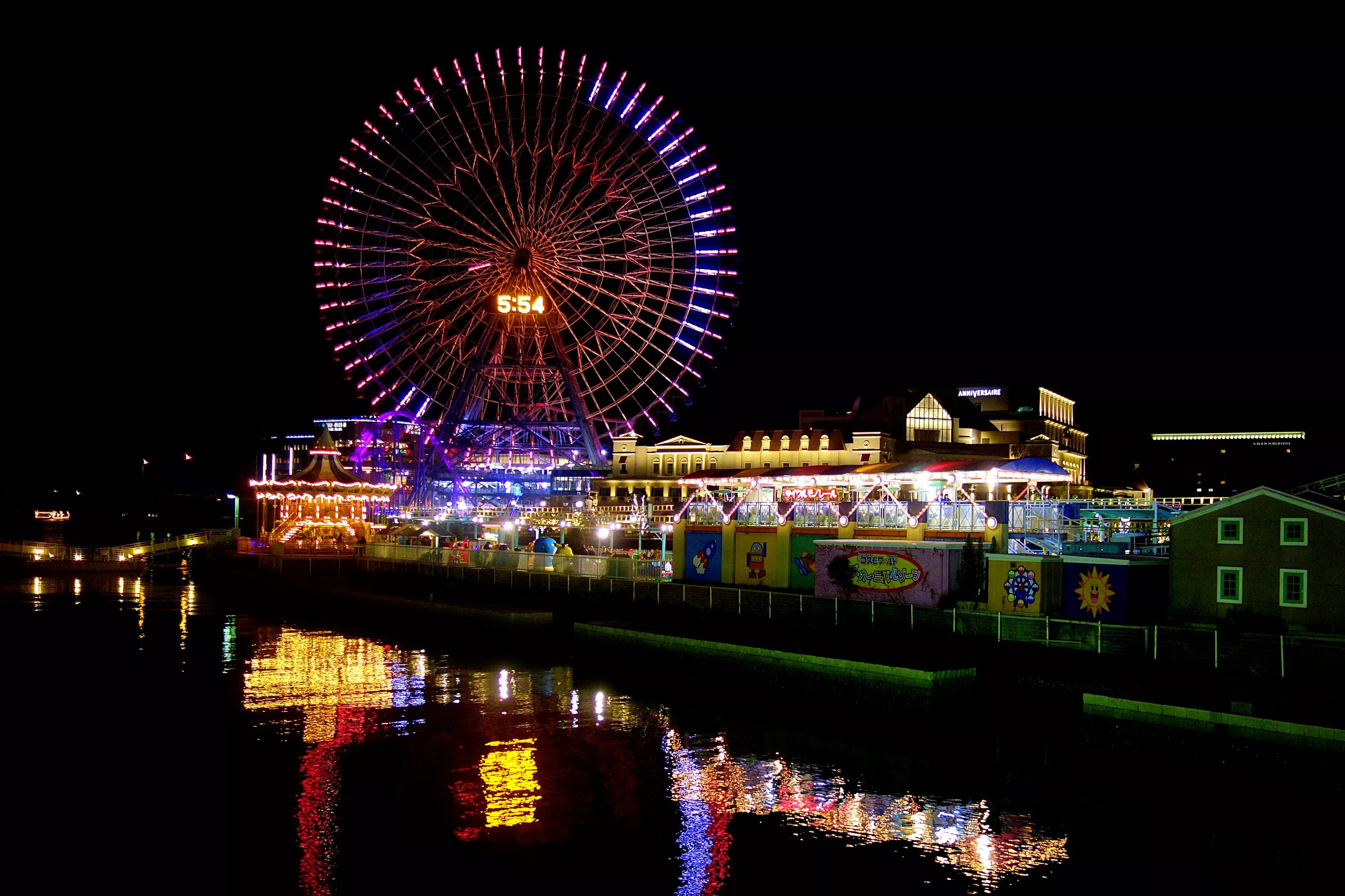 Развлечения ночью. Йокогама парк аттракционов. Колесо обозрения Тяньцзинь. Ночные аттракционы. Ночной парк Йокогамы.