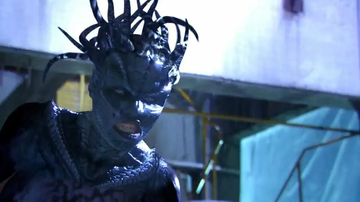 Наташа хенстридж особь species 1995. Санни мабри особь 3. Особь пробуждение фильм. Наташа хенстридж особь 2. Особь 1995 мамаша монстр.