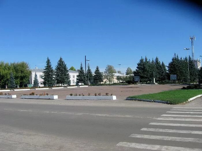 Поселок Суземка Брянской области. Суземка площадь поселка. Суземка центр. Парк Суземка