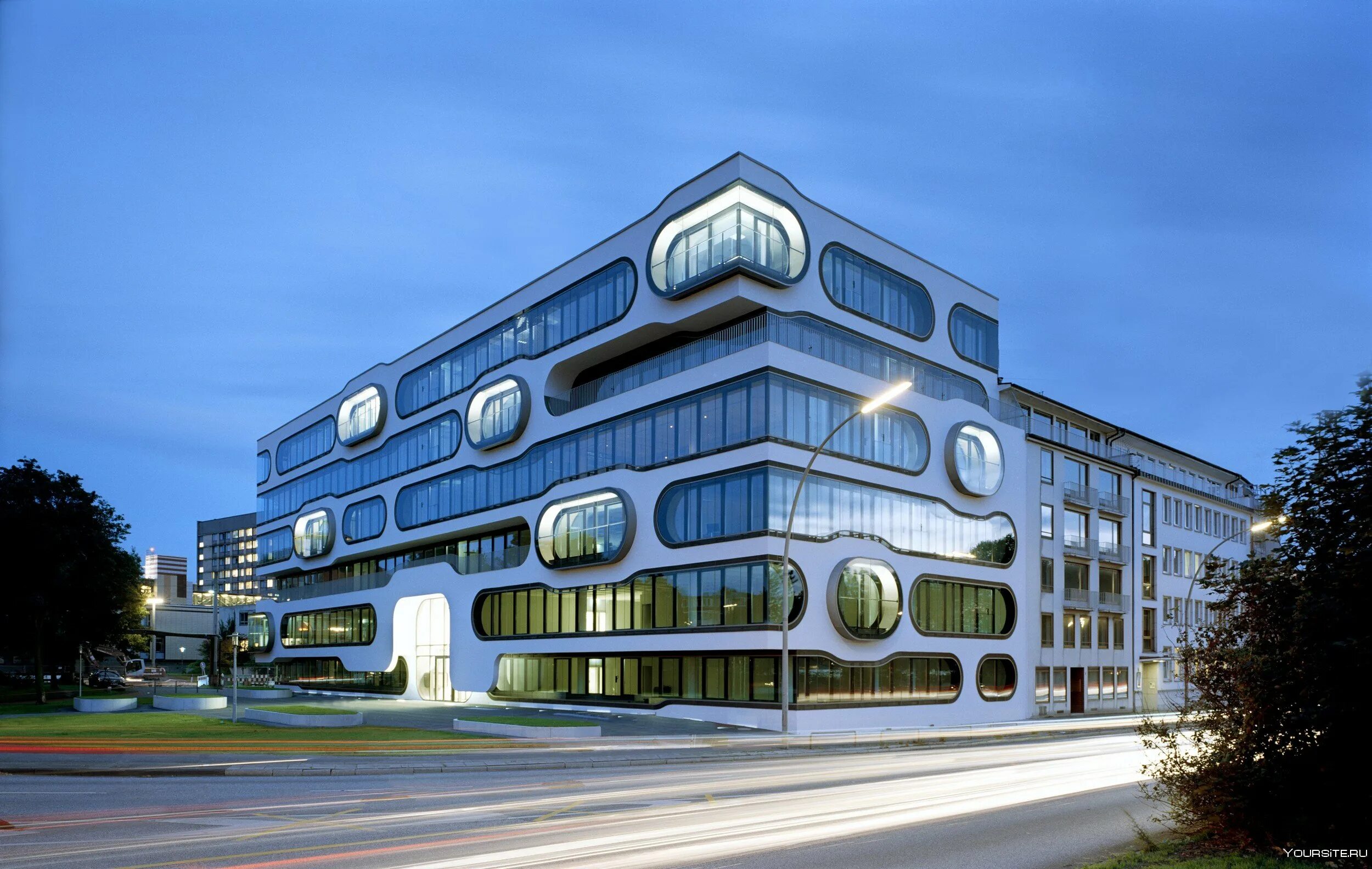 Здание корпорации. Building company 1. Стеклянное здание. Building company 1. Здание компании.