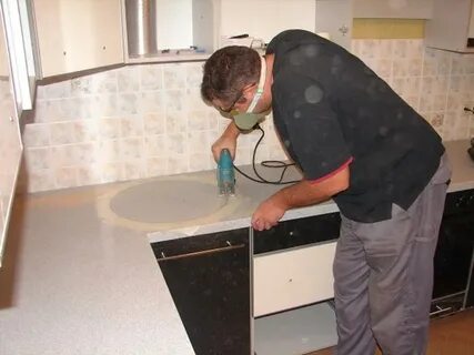 Установка столешницы кухне работы