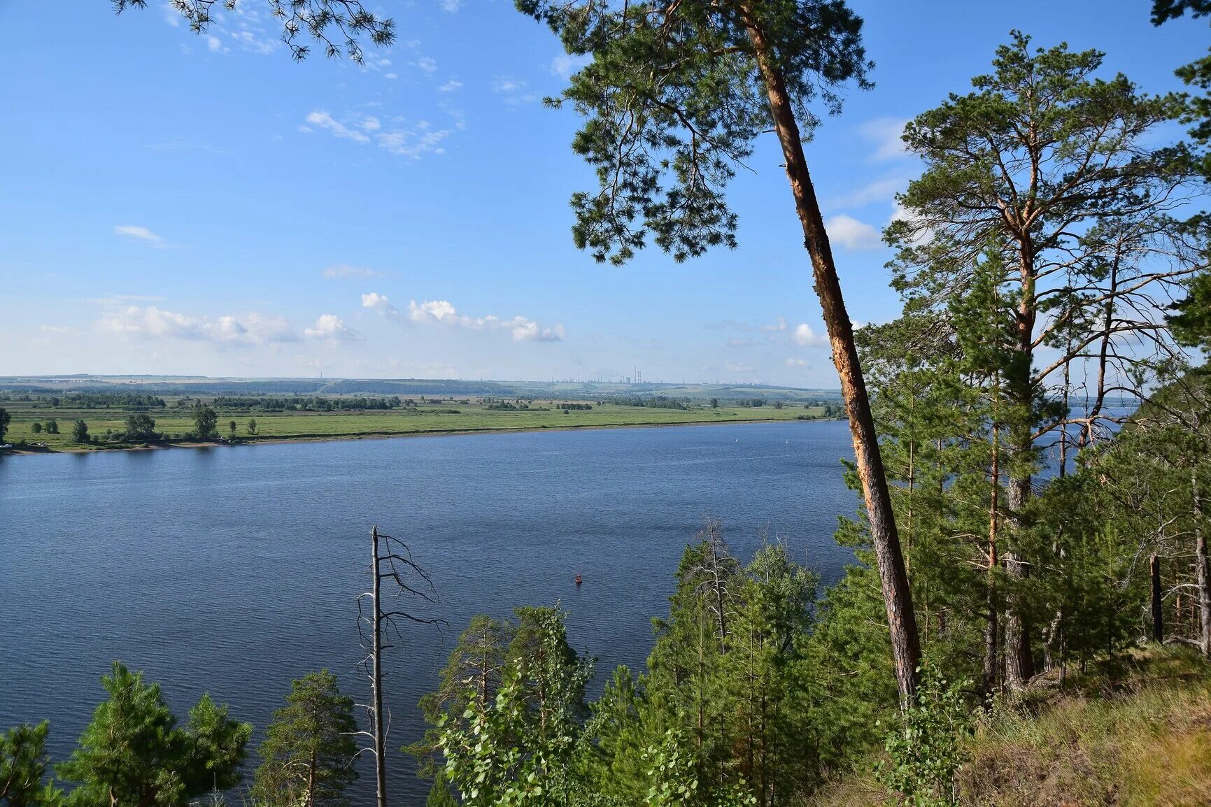 Каме 3 ое. Река Кама Елабуга. Река Кама Нижнекамск. Елабуга лето Кама. Национальный парк нижняя Кама Елабуга.