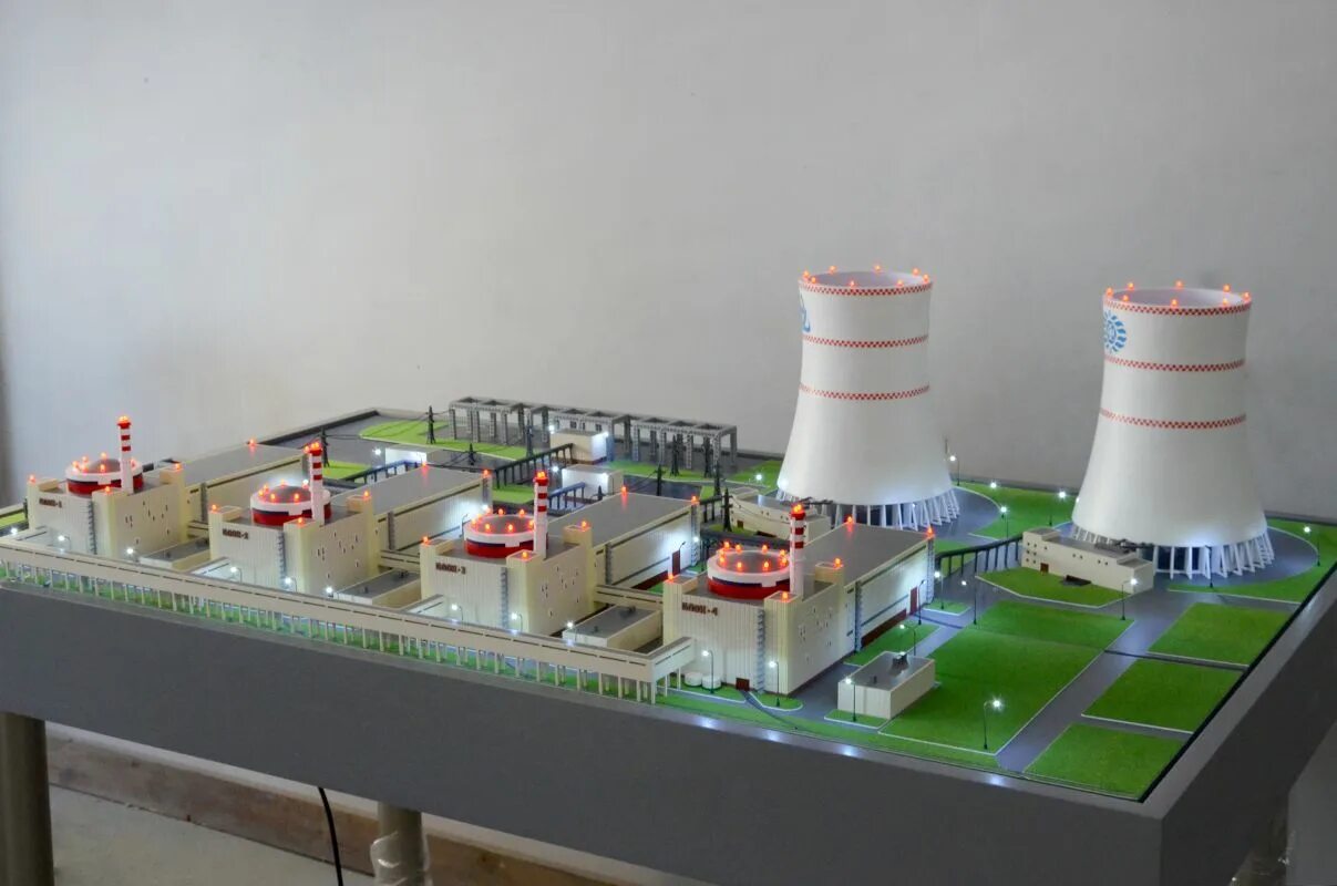 Балаковская аэс абк 3. Макет аэс. Музей кольской аэс. Макет аэс. Лего реактор чернобыльской электростанции.