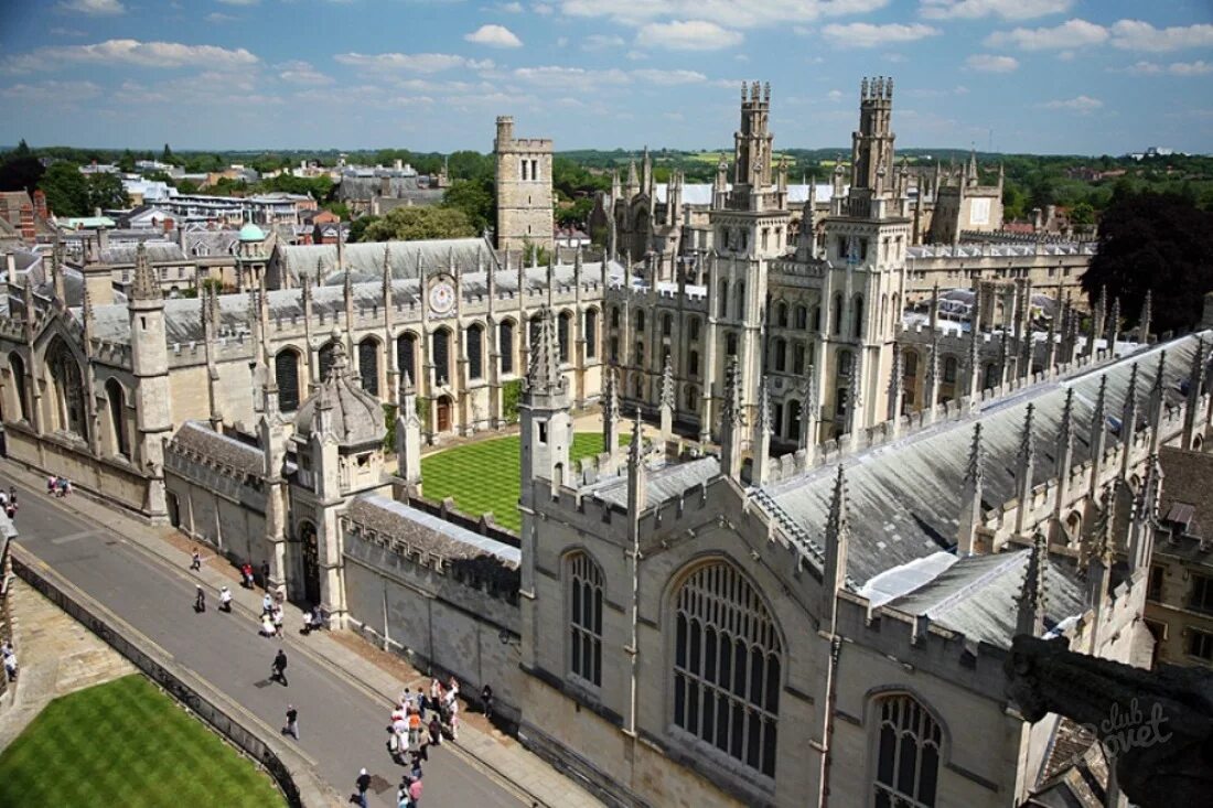 Oxford university town. Сити-оф-Оксфорд университет. Оксфордский университет Великобритания. Оксфорд Англия достопримечательности. Лондон институт университет Оксфорд.