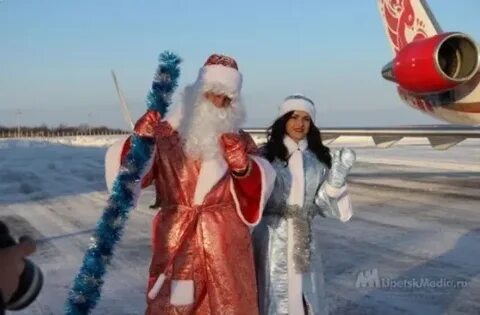 Дед мороз в аэропорту домодедово