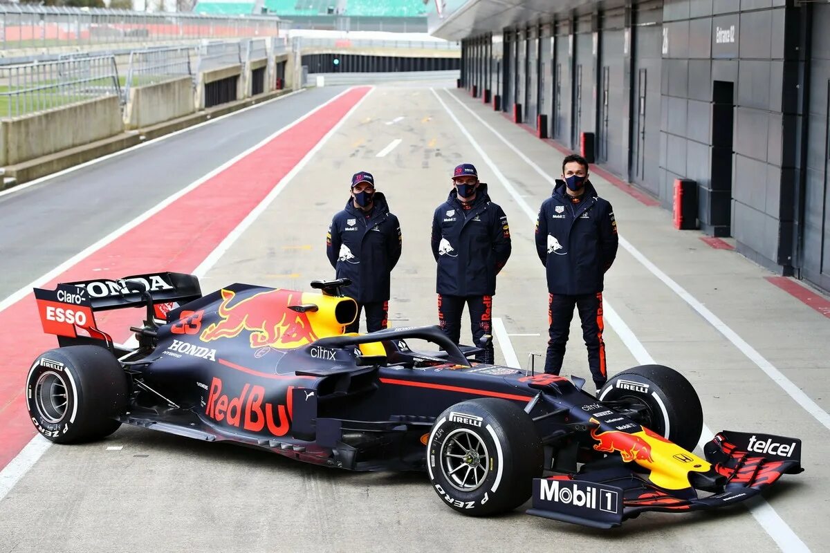 Нажать ф1. Болид ф1 2022 ред Булл. F1 2021 Red bull rb16b. Red bull rb16b. F1 Red bull rb16b.