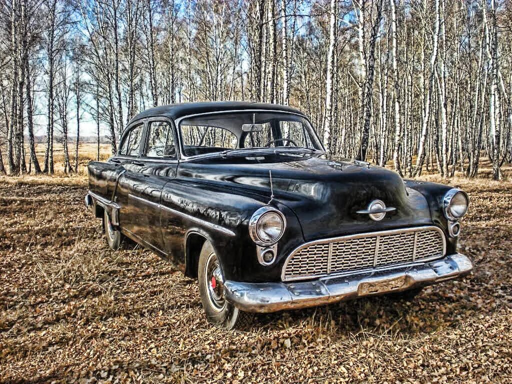 Авточел. Oldsmobile 88 1953. Автоклуб старый. Ретро автомобили Архангельское фото. Машина 88 года фото ретро автомобили.