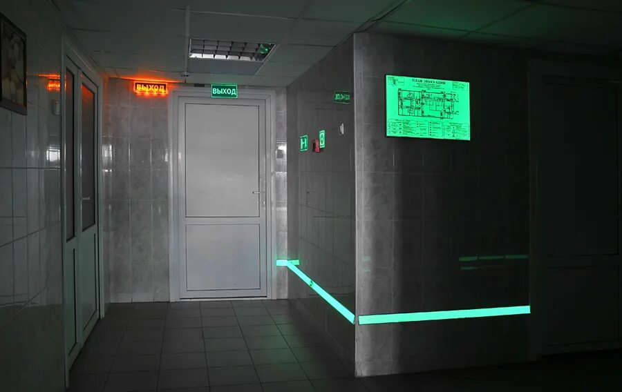 загромождение эвакуационных выходов. противопожарные требования. проход эвакуации. турникет антипаника лкд тт-02. требования пожарной безопасности к проходам.