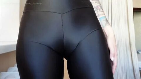 Download ManyVids MarySweeeet - MY PRETTY CAMEL TOE 7 br I`m wearing b...