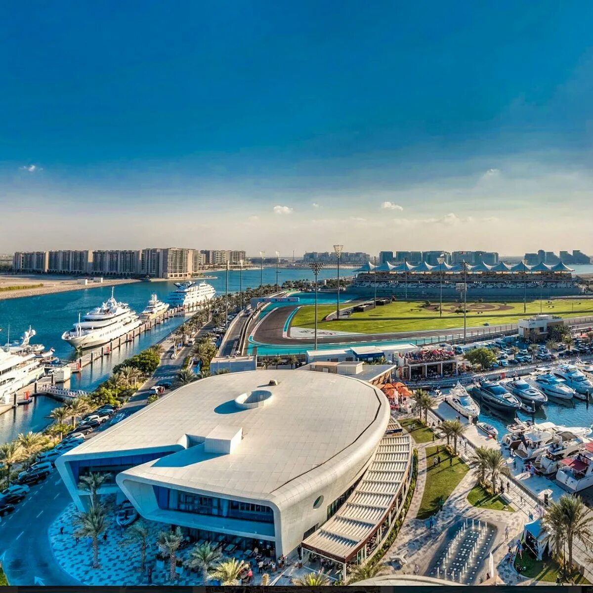 Остров яс в Абу-Даби. Яс Айленд Абу Даби. Остров яс ОАЭ. Marina islands