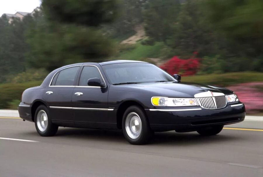 Town car 3. Lincoln Town car 1998. Lincoln Town car 2006. Lincoln Town car 2000. Lincoln Таун кар 1998.