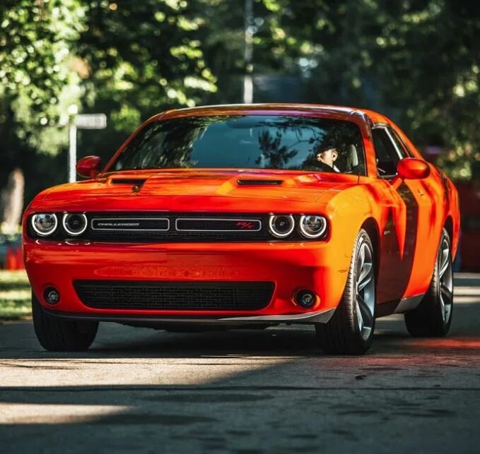 Стоит ли покупать Dodge Challenger за 2 миллиона рублей - КОЛЕСА.ру - автомобиль