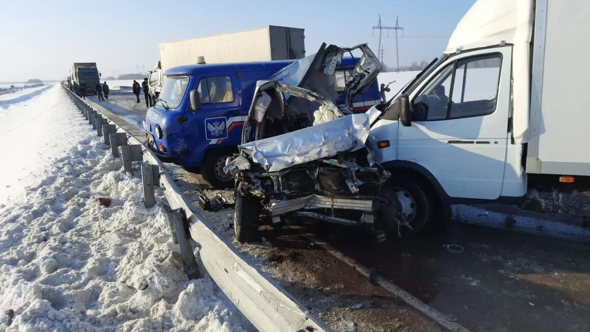 Дтп болотное. ДТП трасса р255 Новосибирск. Авария в Болотном Новосибирской области. ДТП Субару 01.2019 Новосибирск. Авария 24 января Новосибирская область.