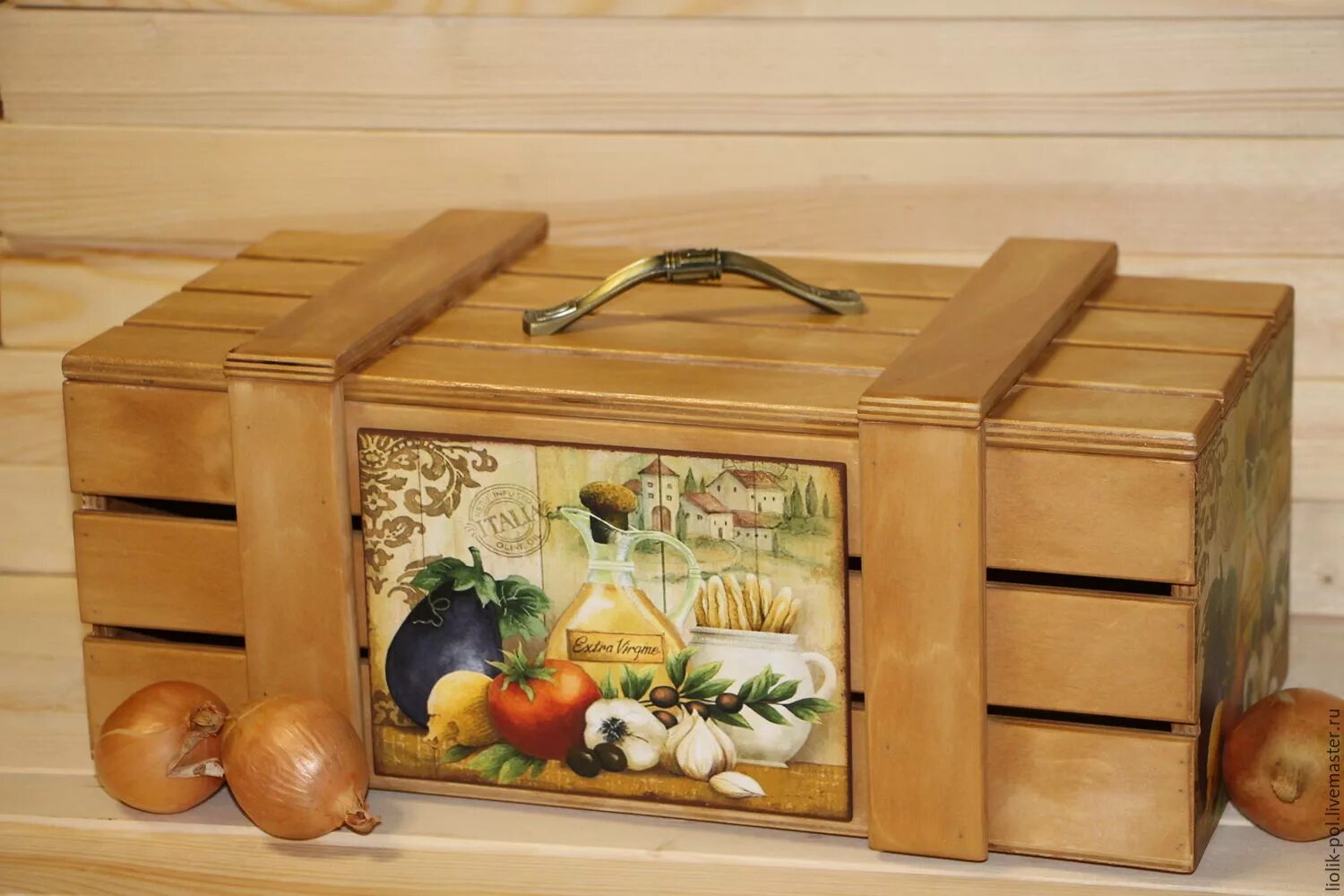 Купить ящики для хранения кухня. Ящик для овощей деревянный. Овощи в ящике. Ящик для картошки деревянный. Короб для хранения овощей.