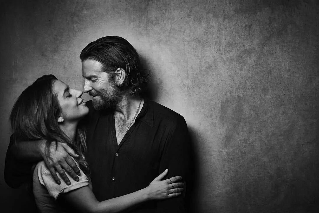 Shallow lady. A star is born. Леди гага a star is born. Shallow lady gaga bradley cooper. Звезда родилась брэдли.