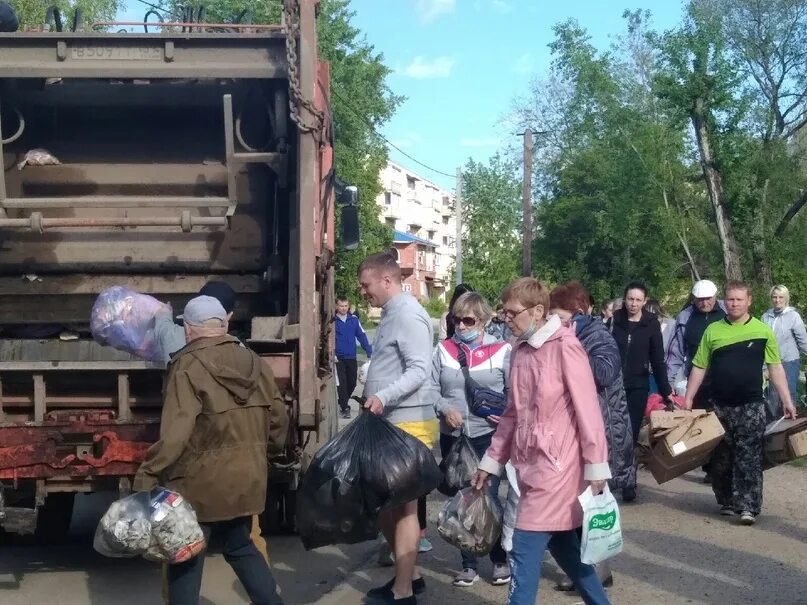 Погода добрянка пермский на 14. Добрянка. Добрянка город. Добрянка 2000. Добрянская АТК.