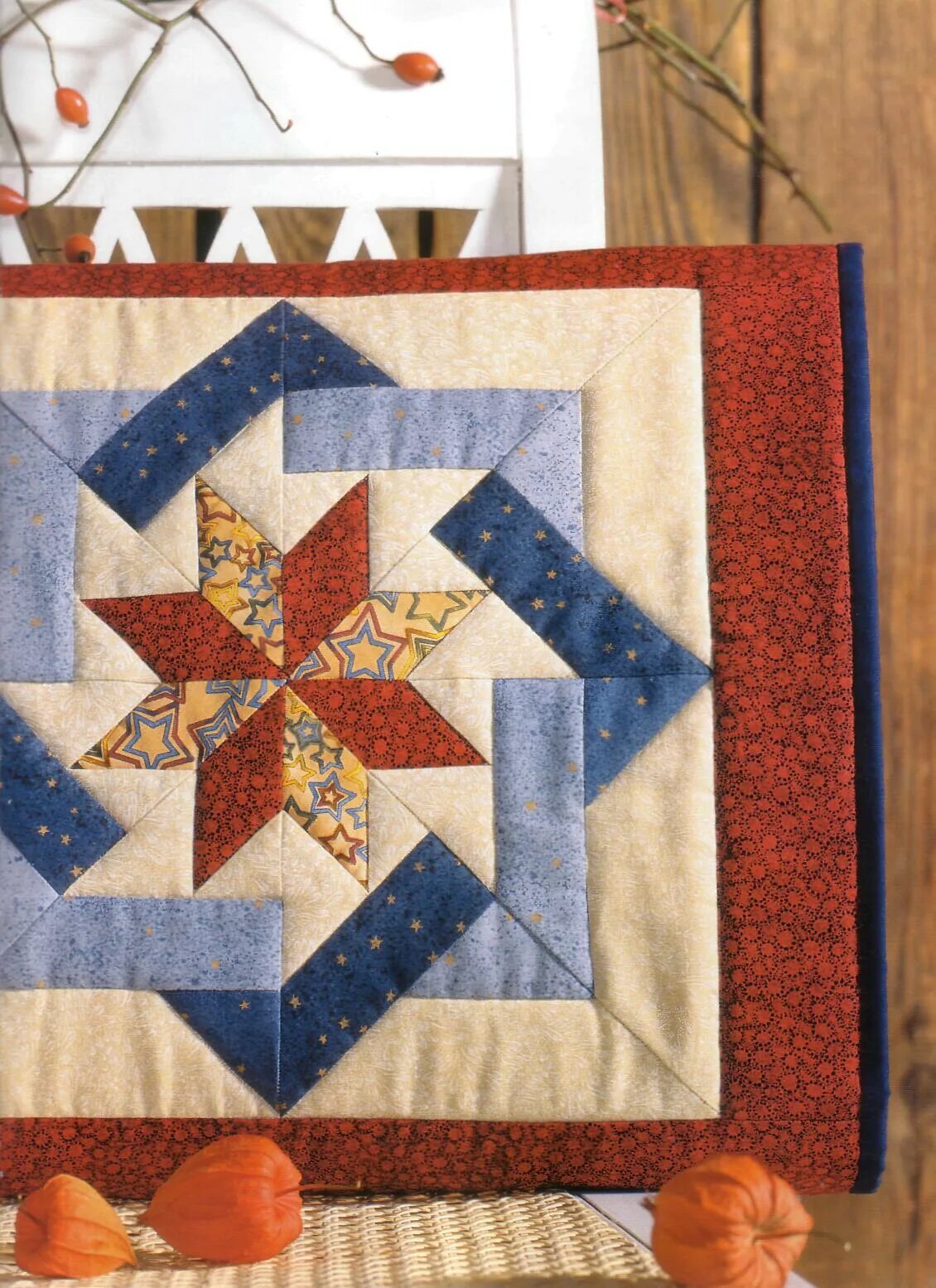 Техника витражи в лоскутном шитье. Мозаика из лоскутков. Лоскутная мозаика. Лоскутное шитьё техника мозаика. Лоскутная мозаика.