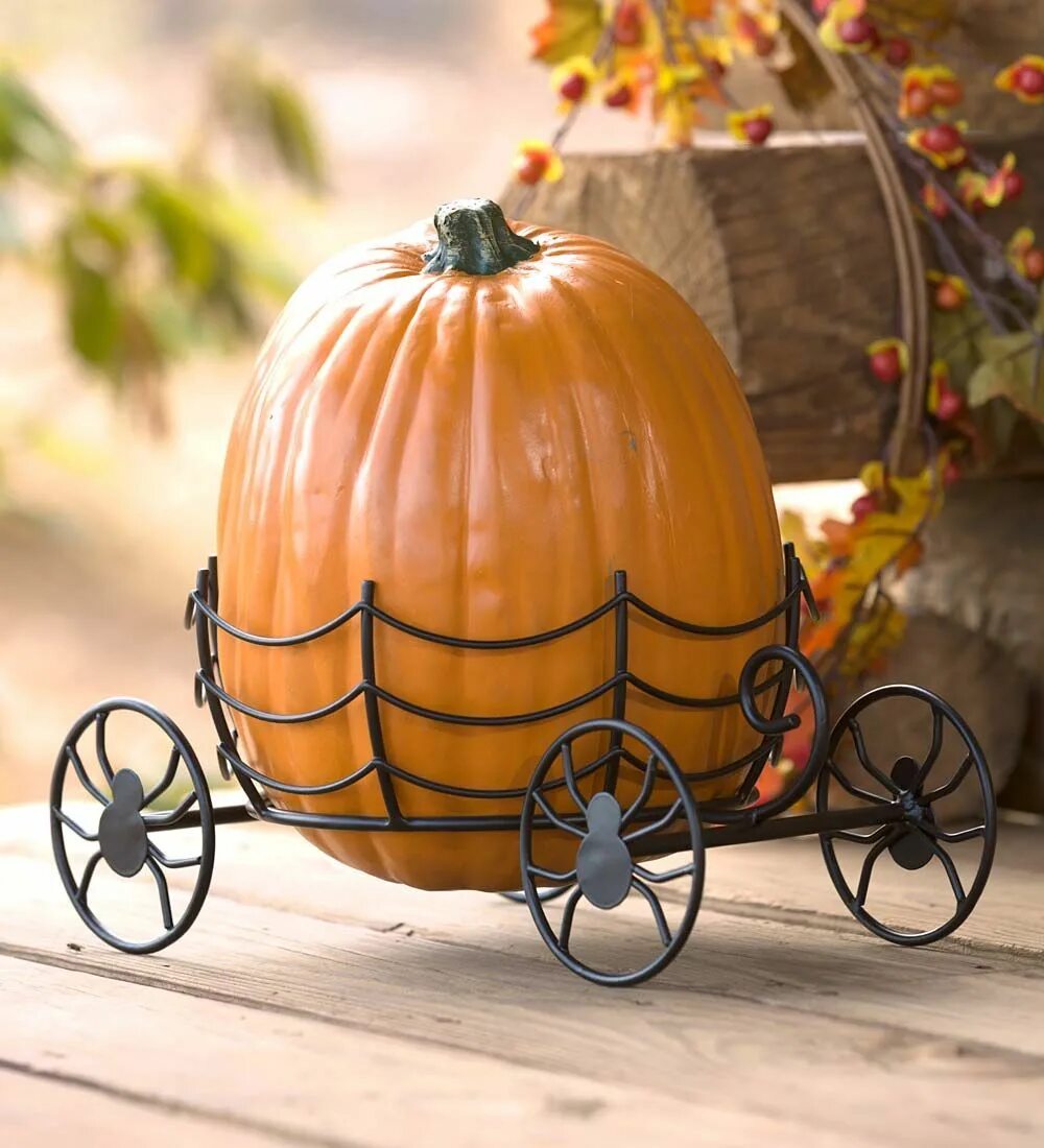Тыква карета. Карета золушки. Тыква на хэллоуин карета. Карета из тыквы фото. Карета тыква.