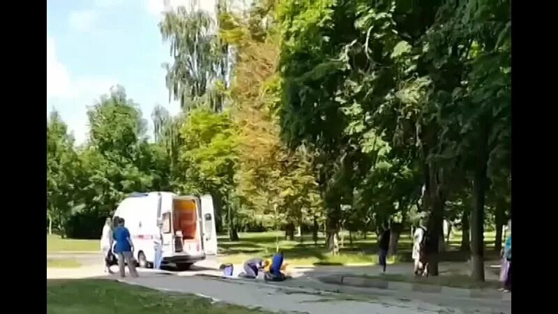 Сколько погибло в белгороде с начала сво. Мужчине стало плохо на улице. Сквер студенческий Белгород. Криминал Белгород.