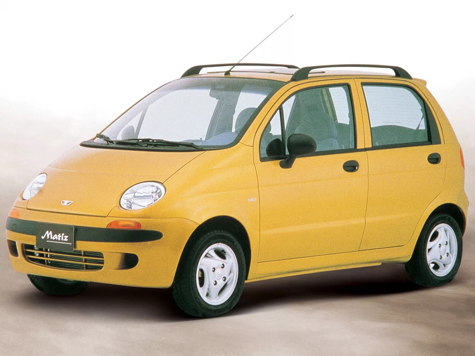 Недорогие и качественные автомобили. Daewoo Matiz m150. Daewoo Matiz m100. Дэу Матиз 1998 2000. Daewoo Matiz 2.