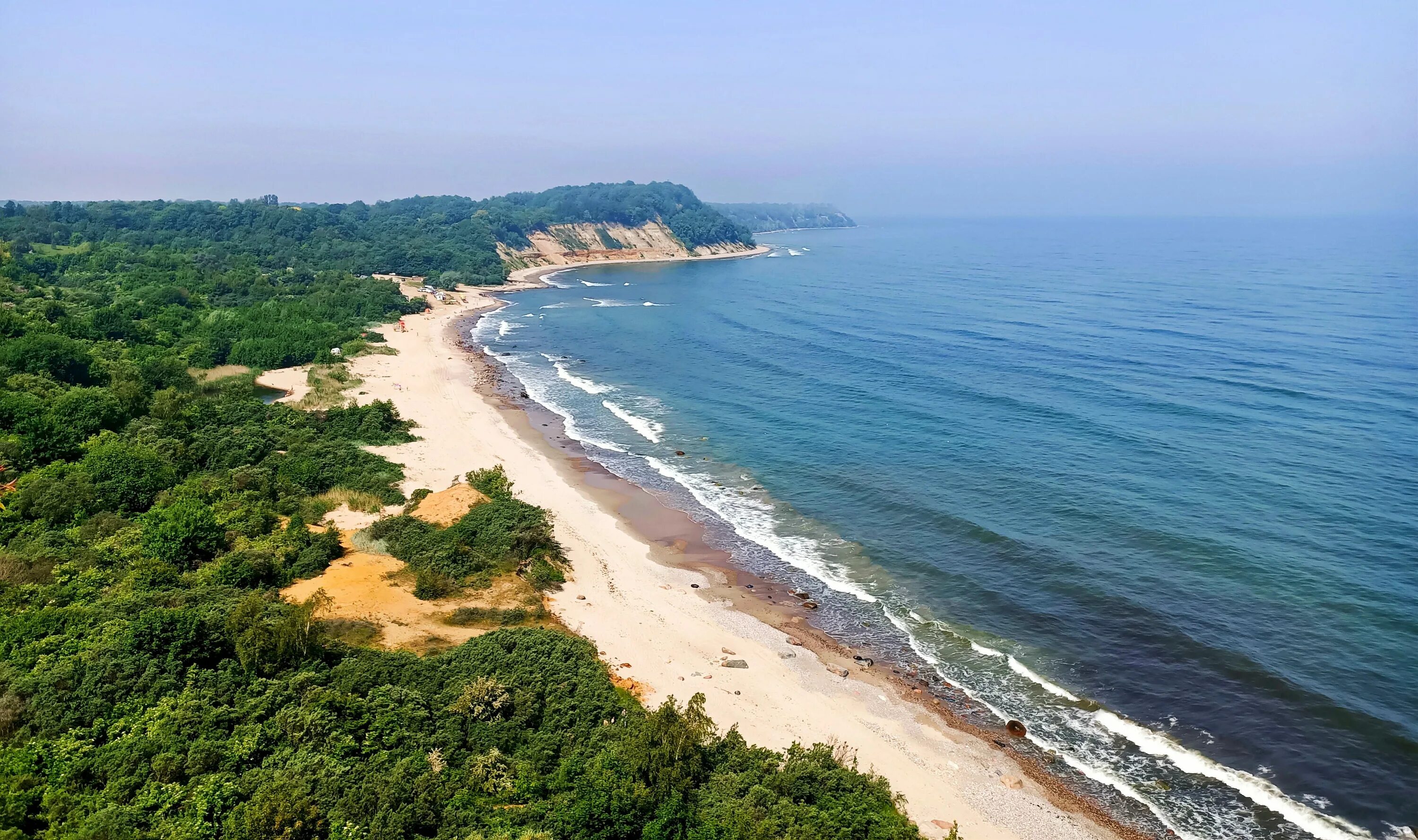 Балтийское море филинская бухта. Филинскую бухту. Филинская бухта светлогорск. Филинская бухта калининградская. Залив в светлогорске фото.