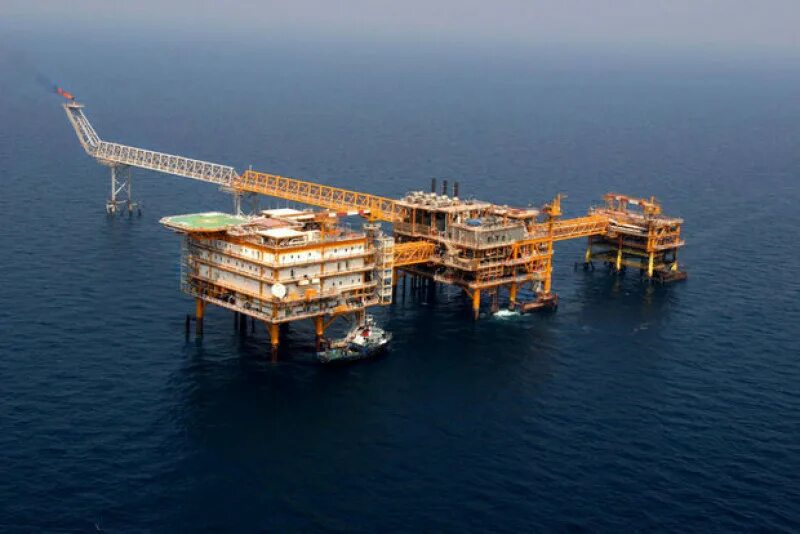 Город в иране крупный нефтедобывающий центр