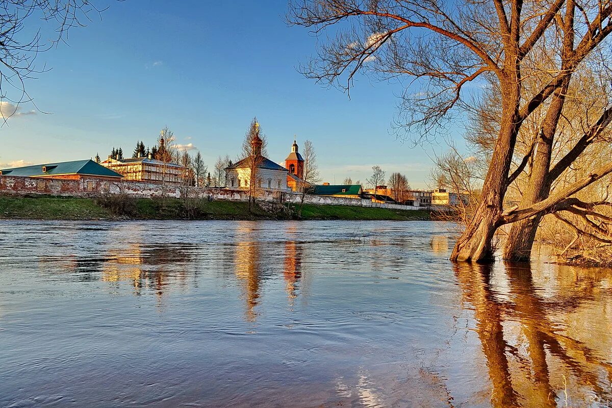 Сайт боровичи новгородский область. Городское поселение город Боровичи. Боровичский Свято-духов монастырь. Боровичи Нижегородская область. Г.Боровичи Новгородская.