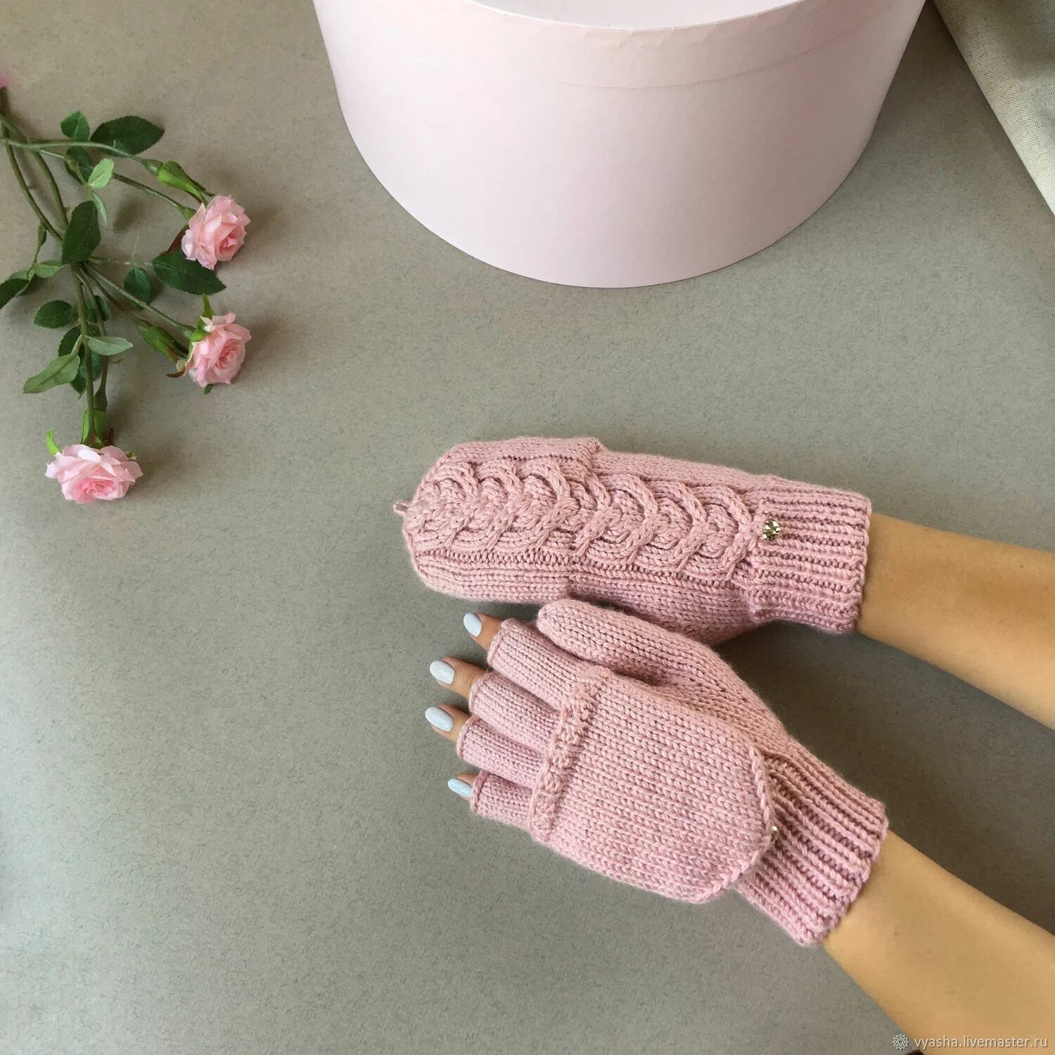 Варежки-перчатки с откидным верхом женские. Вязаные рукавицы с откидным верхом. Вязаные варежки с откидным верхом. Митенки трансформер. Митенки трансформер.