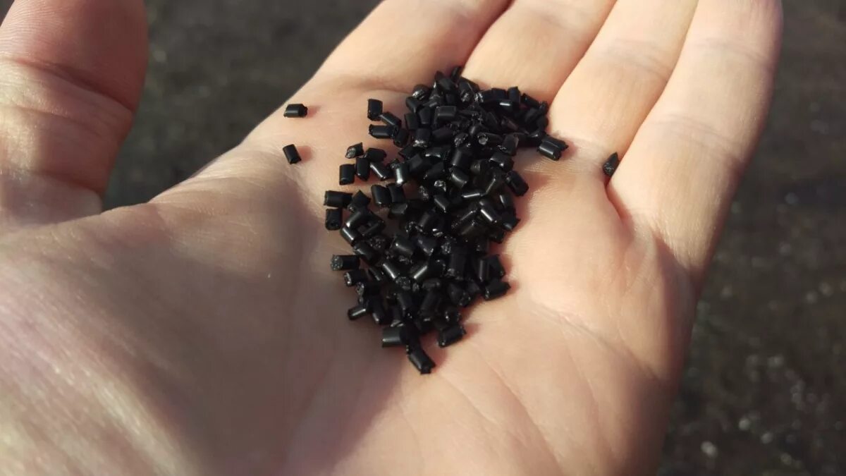 контейнер 179*132мм. черные пп. яд черного цвета рассыпчатый. 144контейнер к-144 750мл, круглый черный суповой, пп стп. гранулы красивые черные.