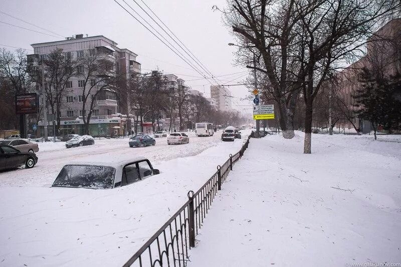 Давление в ростове на дону сегодня. Ростов на Дону зима. Ростов на Дону снегопад. Ростов на Дону 2014 год зима. Снегопад в Ростове на Дону 2014.