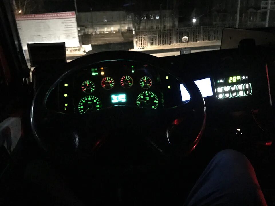 Панель маз 5440. Руль маз 6430. руль маз 5440 евро. маз 5440. руль маз 5440.
