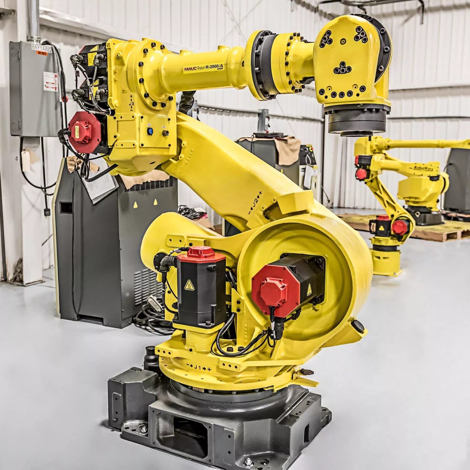 Fanuc robot. Fanuc r-2000ia/165f. Робот Fanuc m 710ic. Промышленный робот манипулятор Фанук. Робот паллетайзер Fanuc.