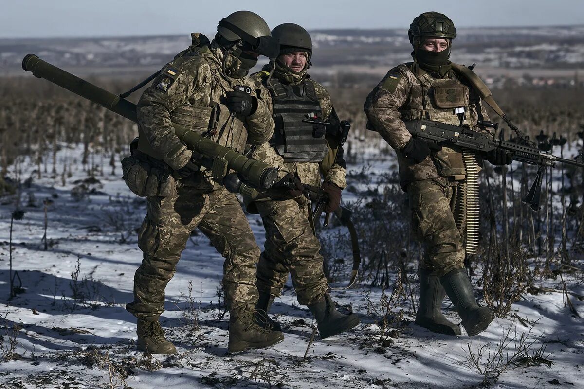 ЧВК Вагнер Соледар. Солдаты России на Украине. Российский солдат. Военная форма.