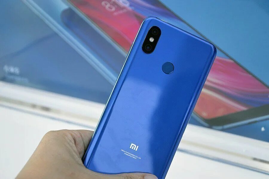 Андроид 8 xiaomi. Xiaomi mi 8. xiaomi mi 8 blue. mi 8 синий. xiaomi mi 8 синий.