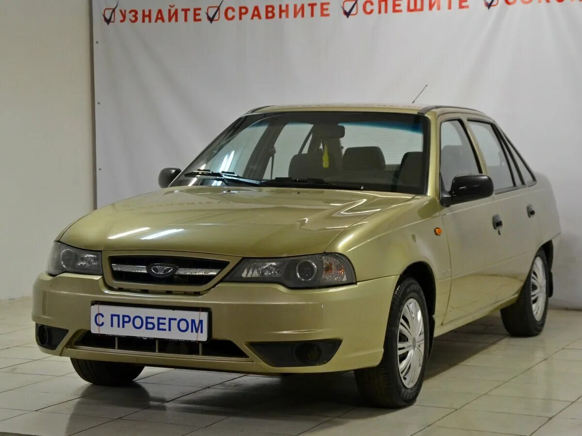 Нексия Рестайлинг золотистая. Daewoo Nexia Рестайлинг белая. Цветовая линейка Нексия Рестайлинг. Нексия до рестайлинга. Купить нексия с пробегом на авито