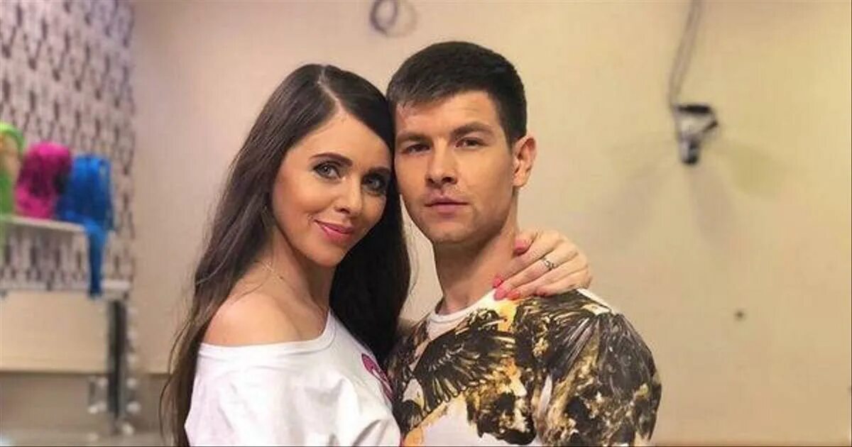 Видео рапунцель дмитренко. Рапунцель и дмитренко. Дом-2 свежие. Рапунцель дом 2. Рапунцель беременна.