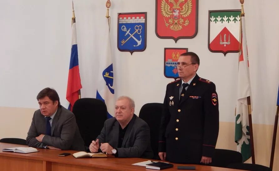 Поляков никита владимирович овд хорошевский. Омвд волхов адрес. Начальник омвд волхова. Волховский отдел вневедомственной охраны. Горявин михаил сергеевич мвд.