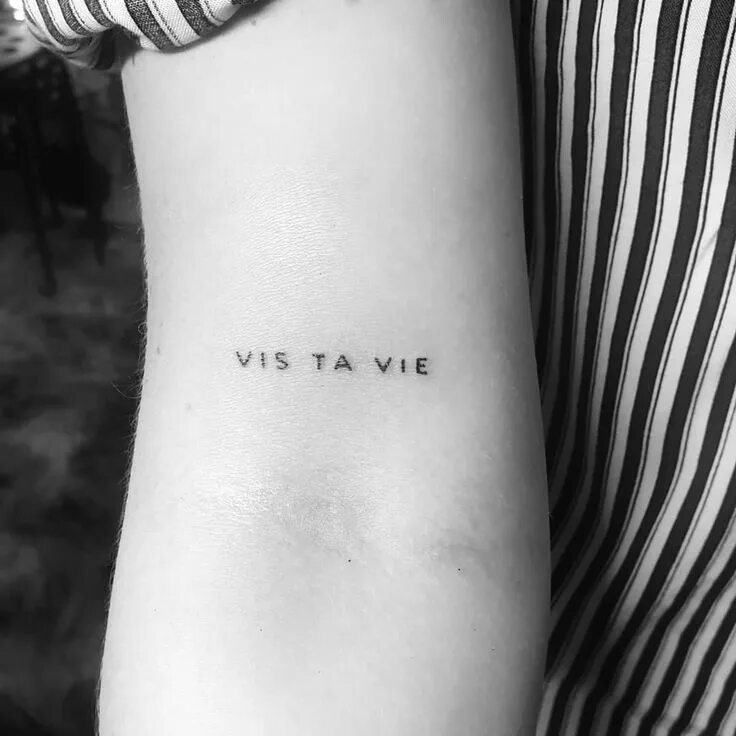 Vis ta vie. Vis ta vie. Cache ta vie тату. Vis ta vie. Vis ta vie тату.