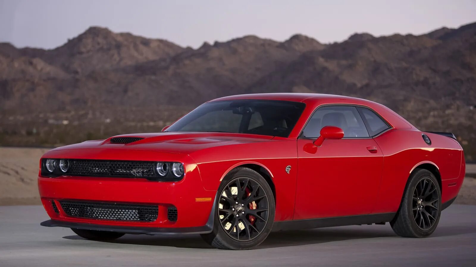 Машина додж челленджер. Додж Hellcat Challenger. Dodge Challenger srt Hellcat. Dodge Challenger Hellcat. Dodge Challenger Hellcat 2015.