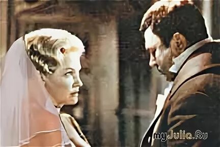 Брак с элен. Элен и Пьер 1965. Пьер Безухов и Элен Курагина. Элен Безухова 1965.